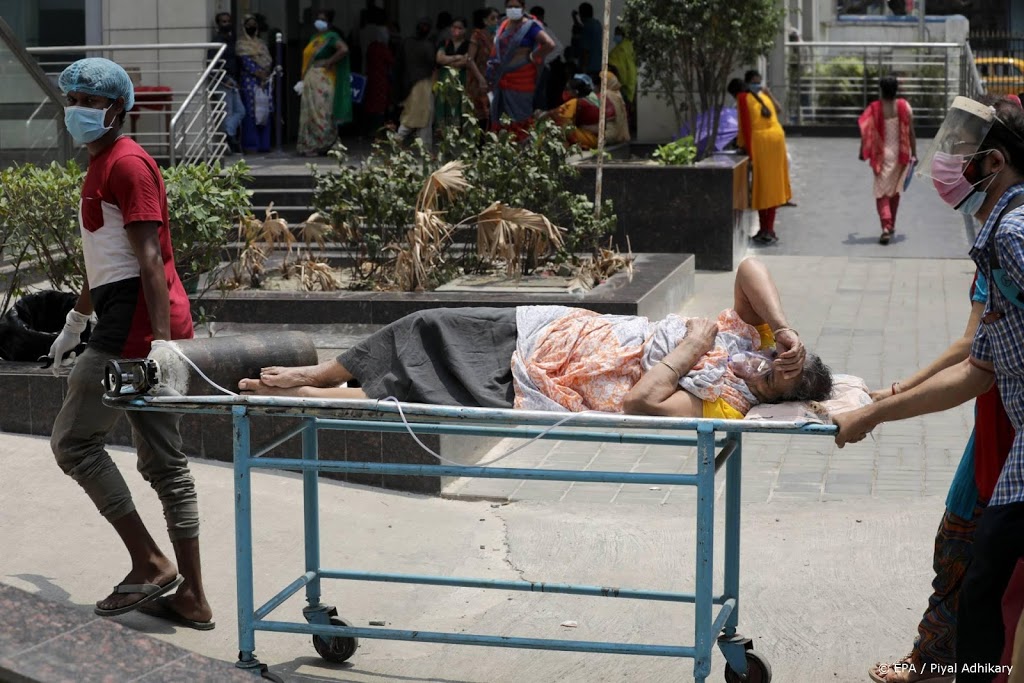 Opnieuw recordaantallen coronadoden en -besmettingen in India