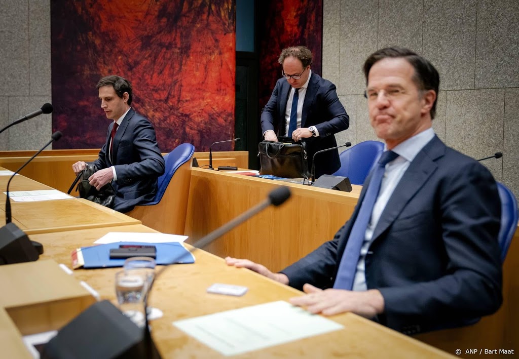 Toeslagendebat met enige vertraging begonnen