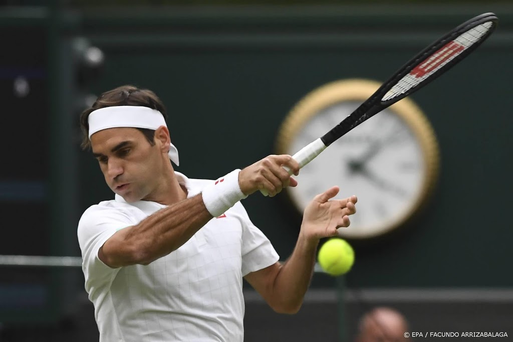 Wimbledonheld Federer door na opgave Mannarino