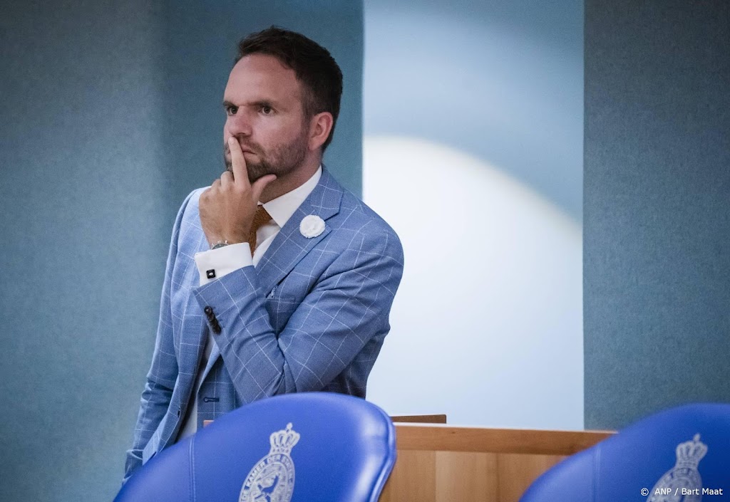 CDA-Kamerlid Boswijk blijft even thuis na protest boeren bij huis