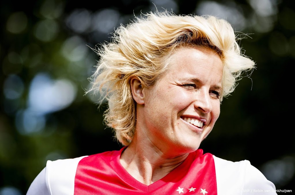 Oud-speelster Koster: gedrag Overmars al bekend bij vrouwenteam