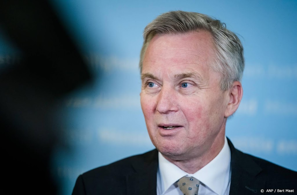 Kabinet wil nieuwe sobere opvanglocatie voor kansloze asielzoeker