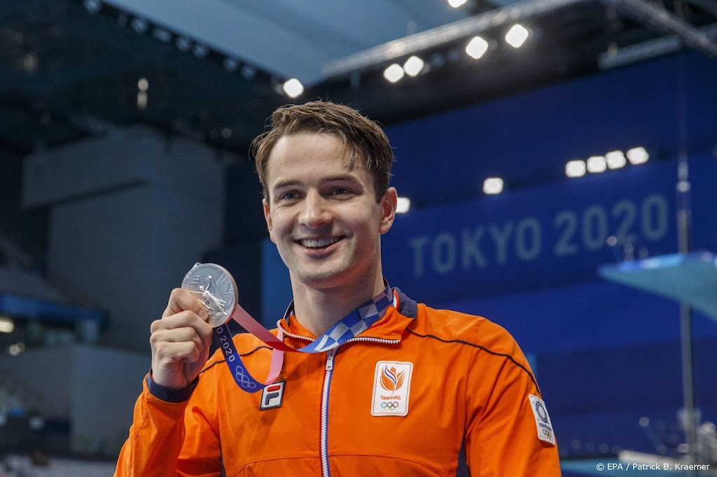 Twee keer zilver is voor zwemmer Kamminga pas het begin