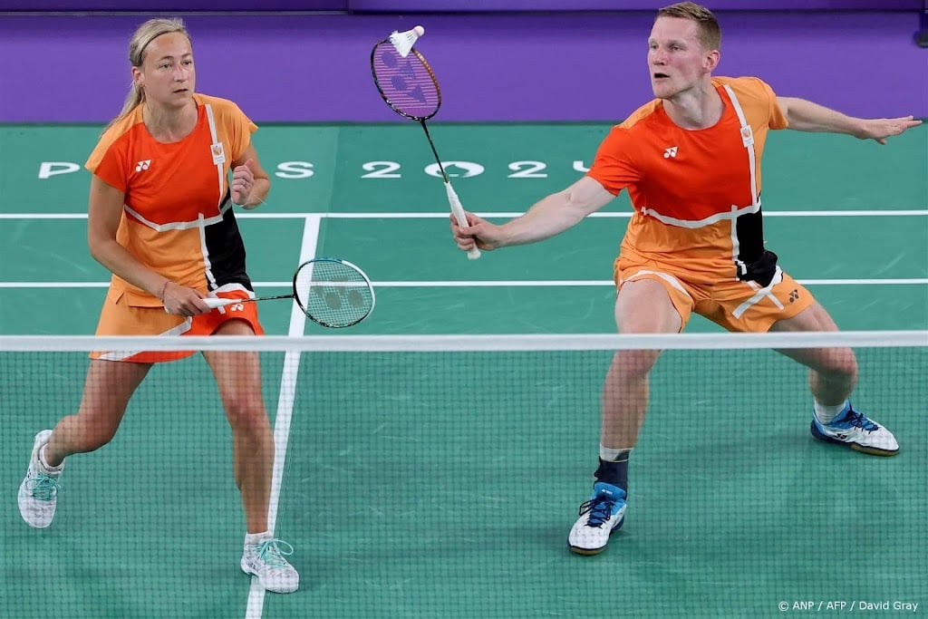 Badmintonduo Tabeling/Piek sluit Spelen af met zege