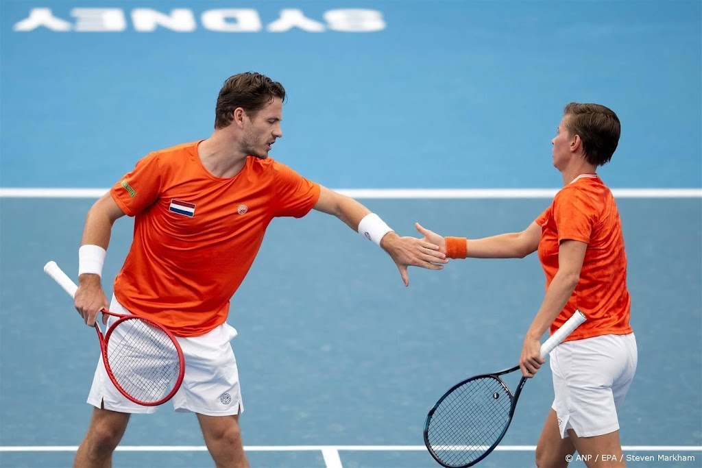 Koolhof/Schuurs wint van Tsitsipas/Sakkari, ook Haase/Rojer door