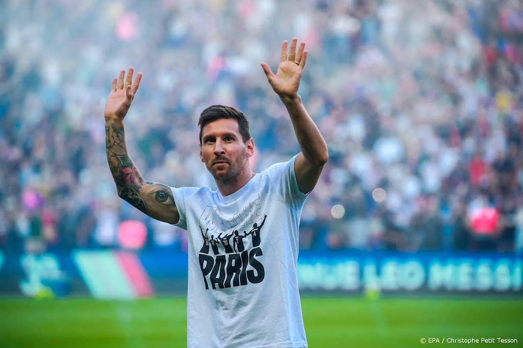 Messi maakt in tweede helft tegen Reims debuut voor PSG
