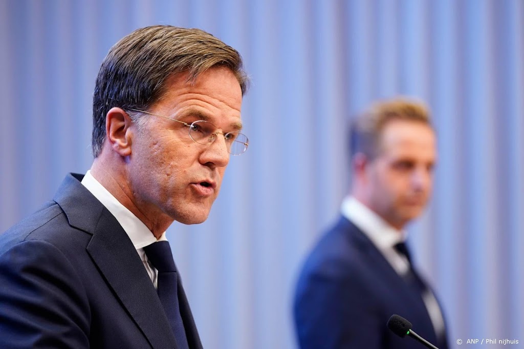 Bijna twee keer zoveel kijkers voor persconferentie Rutte