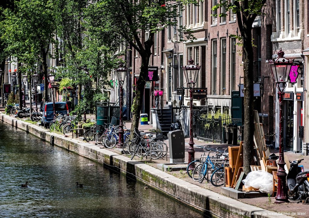 Zaken op de Wallen houden deuren dicht; 'het heeft geen zin'