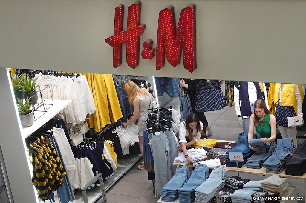 Kledingketen H&M heeft flink te lijden onder vertrek uit Rusland