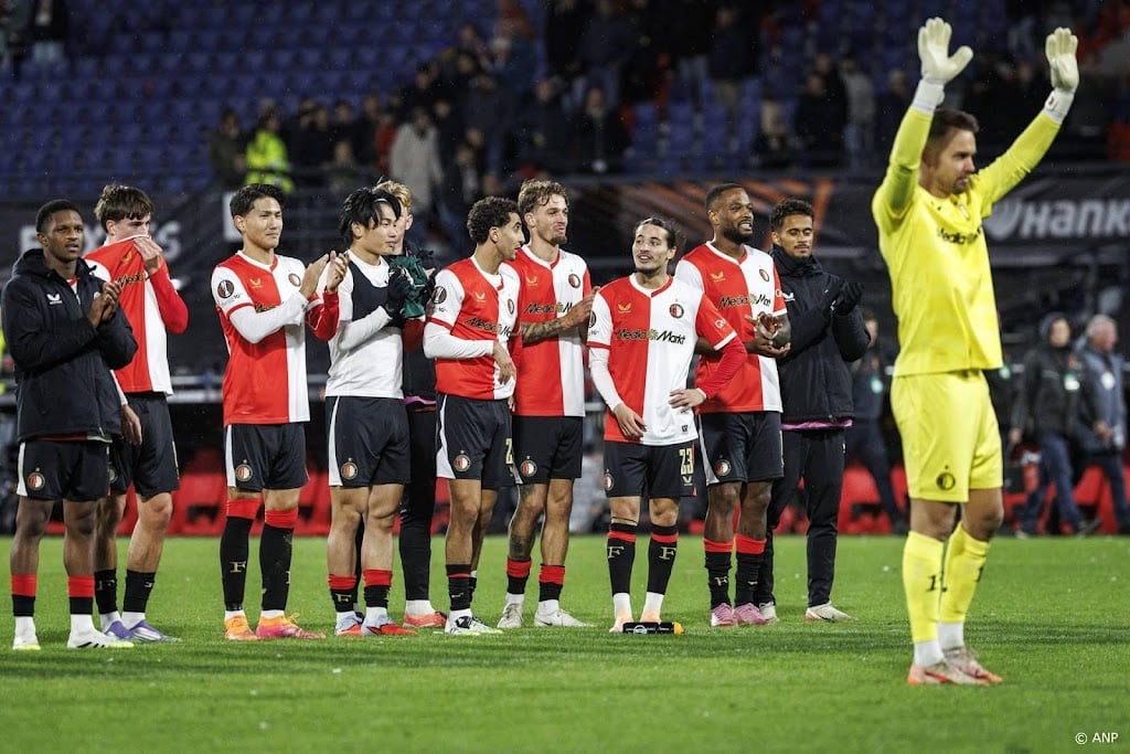 Feyenoord moet tegen Celtic deel stadion leeg laten na straf UEFA