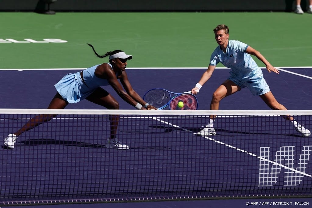 Tennisster Schuurs opent WTA Finals tegen favorieten