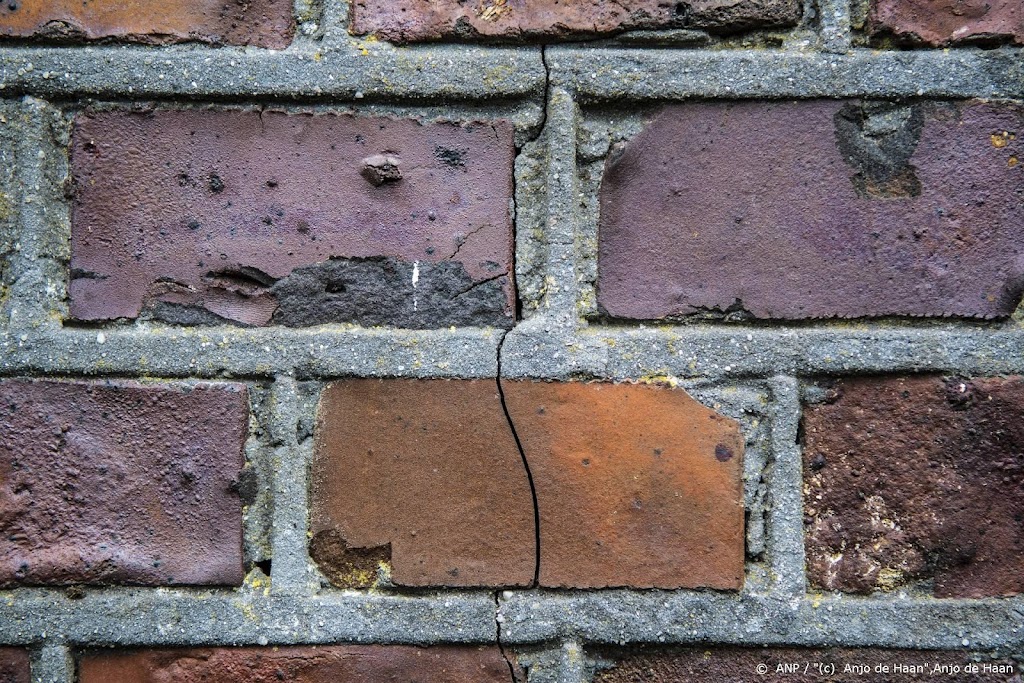 Meer dan 2300 schademeldingen na zware beving in Garrelsweer