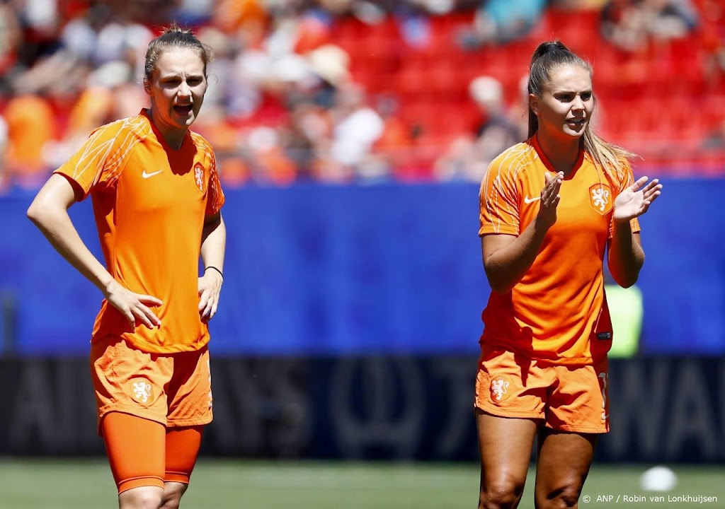 Miedema en Martens grijpen in Parijs naast Gouden Bal