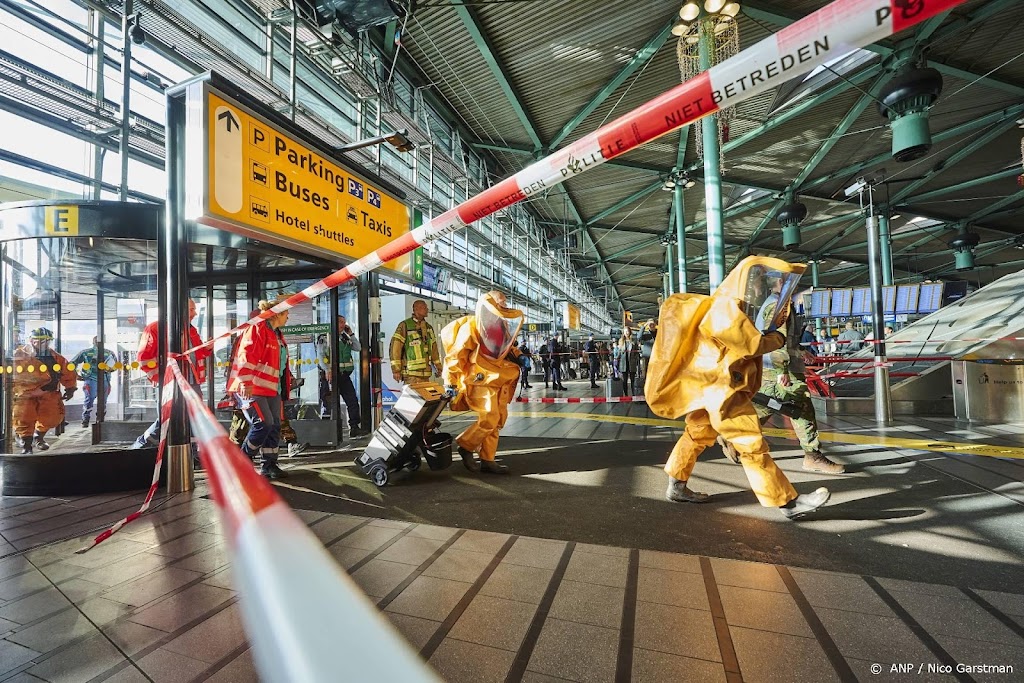 Marechaussee geeft Schiphol Plaza weer vrij na aanhouding man