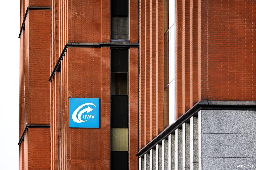 Kabinet past regels aan: asielzoeker mag direct hele jaar werken