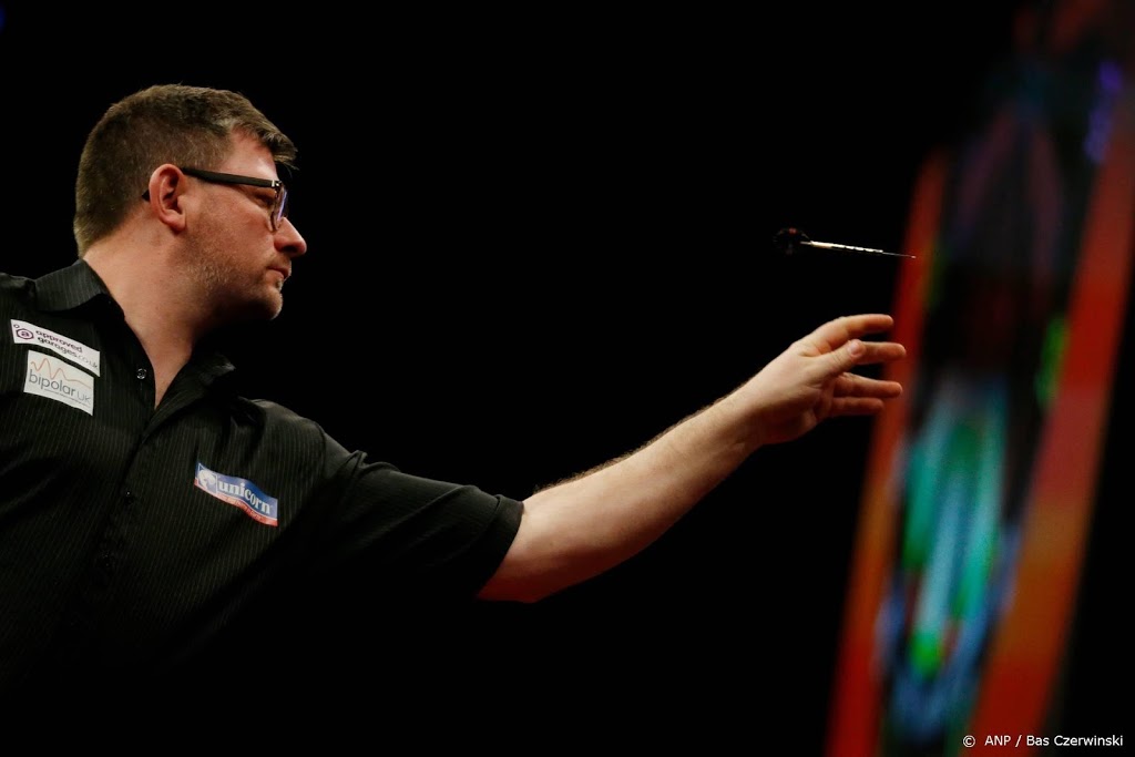 Wade gooit eerste 'ninedarter' op WK in bijna vijf jaar