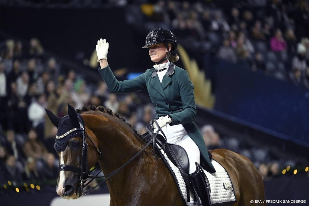 Amazone Van Liere wint eerste wereldbekerwedstrijd dressuur