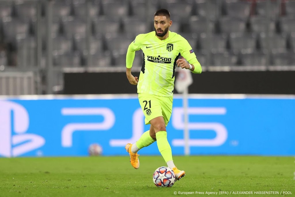 Koploper Atlético zonder positief geteste Carrasco en Hermoso