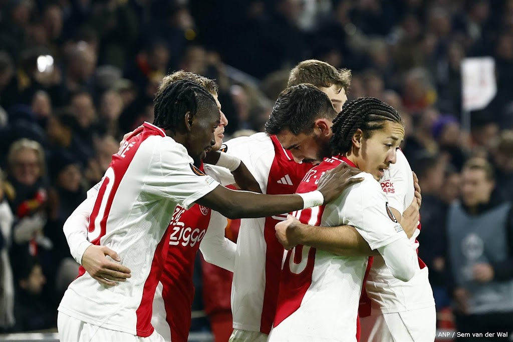 Ajax verslaat Galatasaray en gaat verder in Europa
