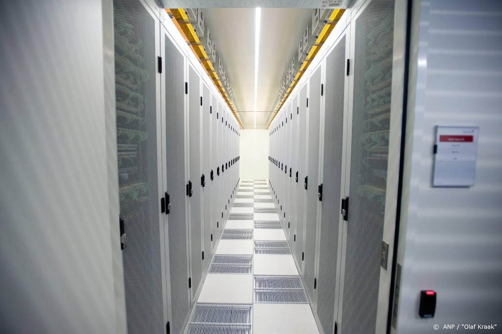 Amsterdams internetknooppunt breekt record