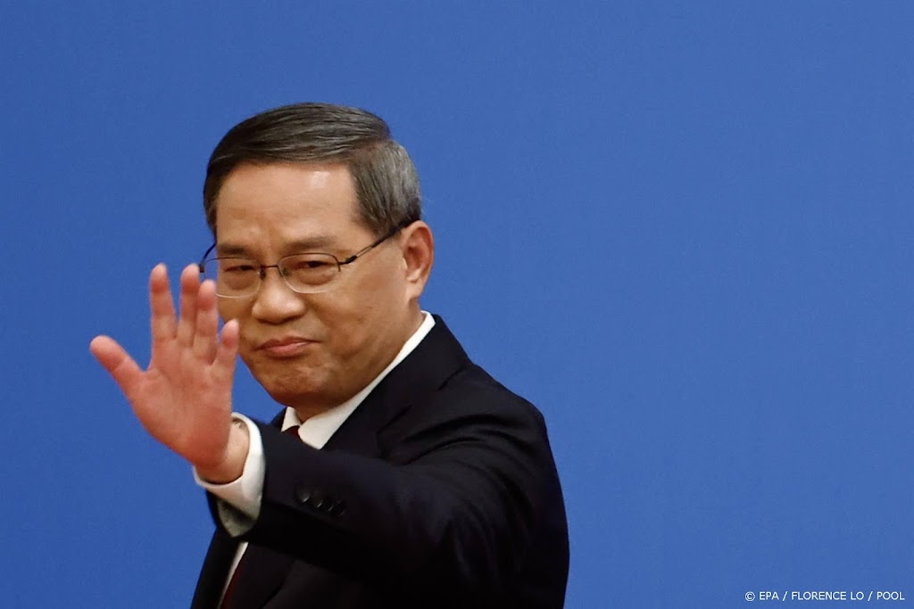 Premier China: economie herstelt, meer investeren in bedrijfsleven
