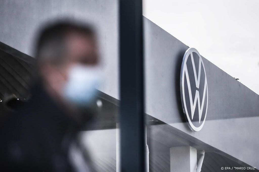 'Elk apparaat dat uitstootmeting auto beïnvloedt is verboden'