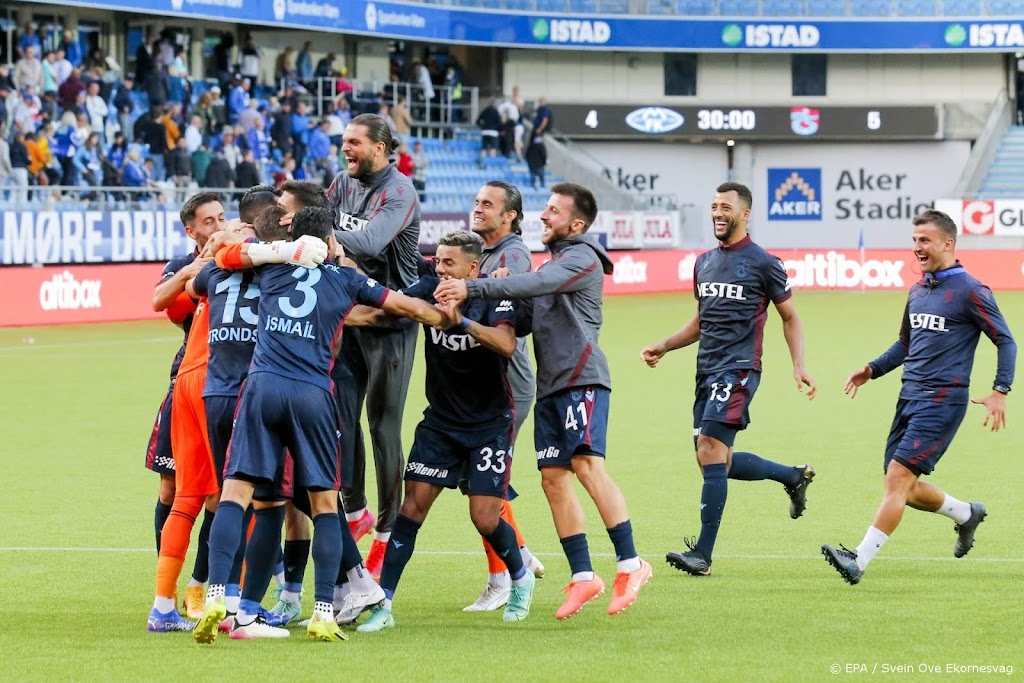 Verdediger Denswil met Trabzonspor kampioen van Turkije