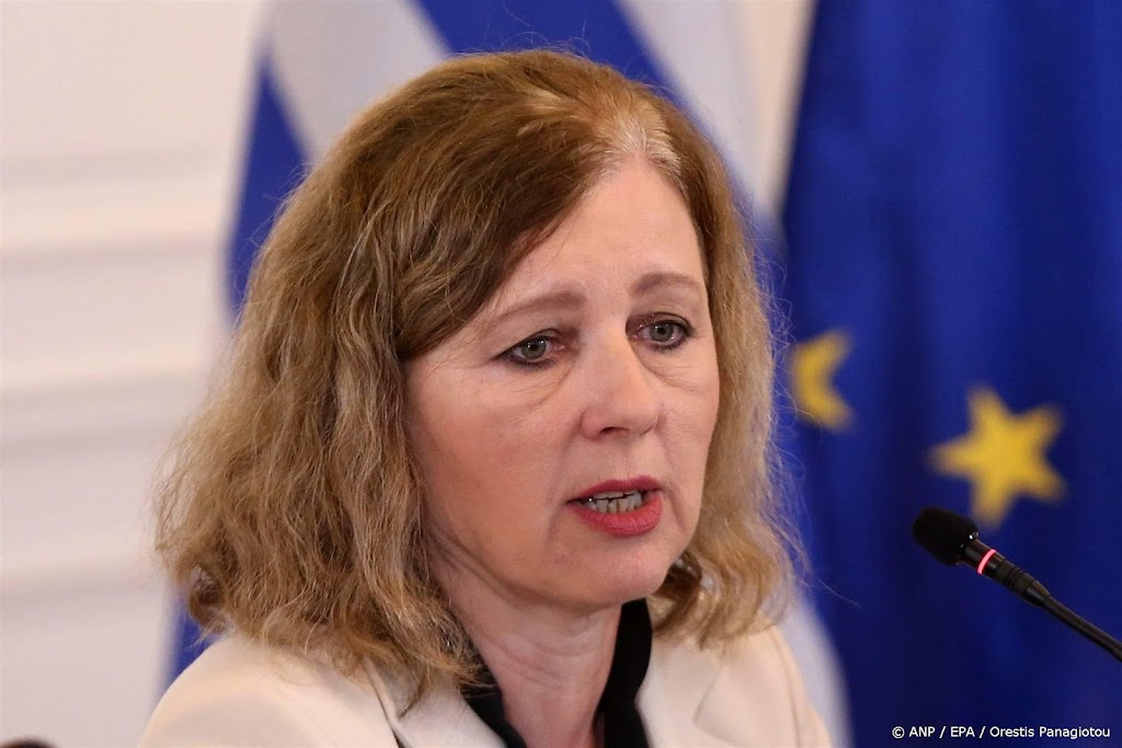 EU-landen vieren uitbreiding van EU en denken na over vetorecht