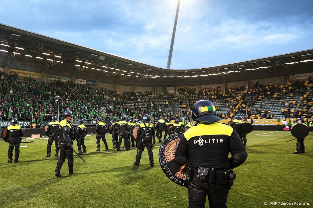 ADO Den Haag schaamt zich en wil relschoppers 'zwaar straffen'