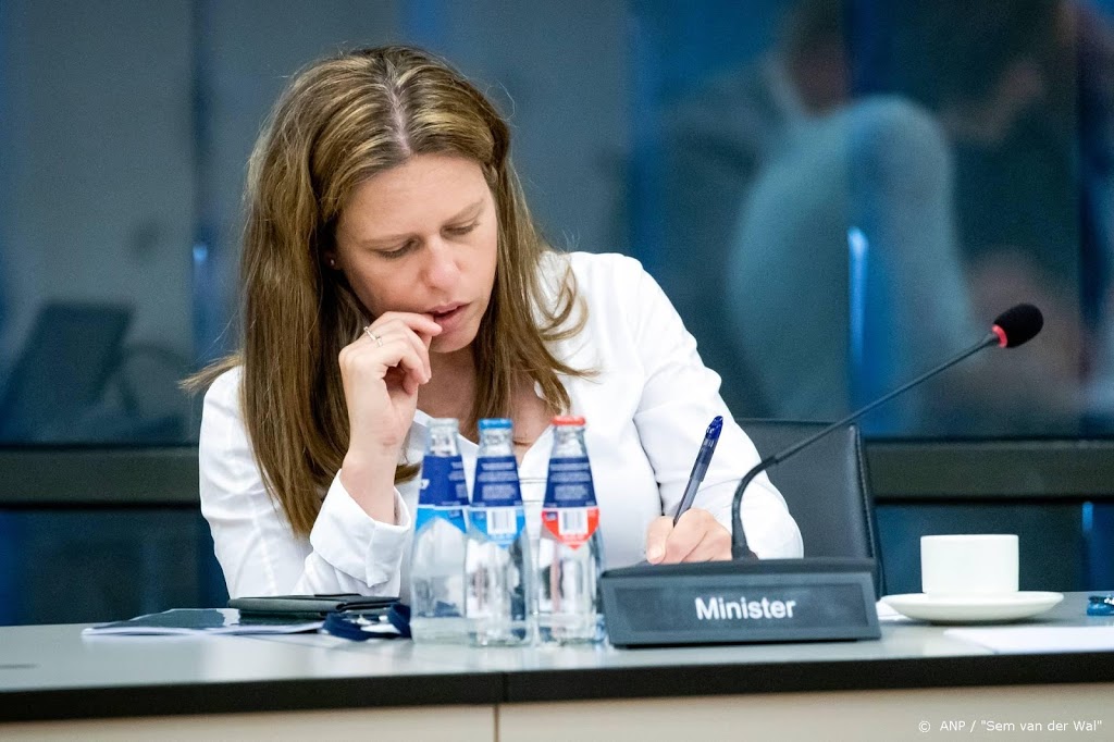 Minister: eigen stikstofvoorstel melkveehouders te vrijblijvend