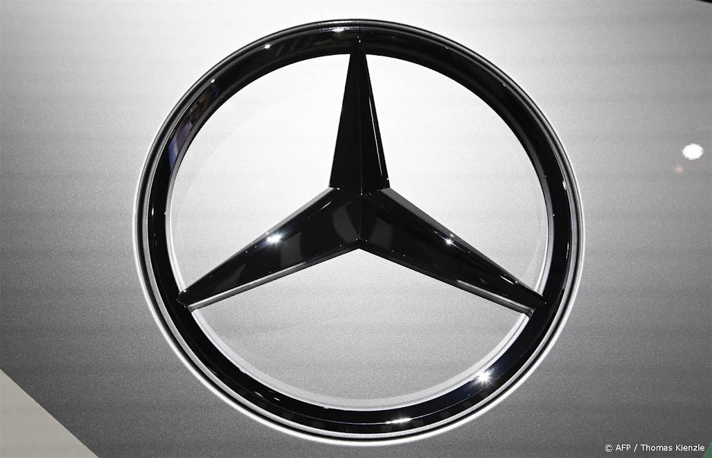 Mercedes roept 140.000 auto's terug in VS om brandstofpomp