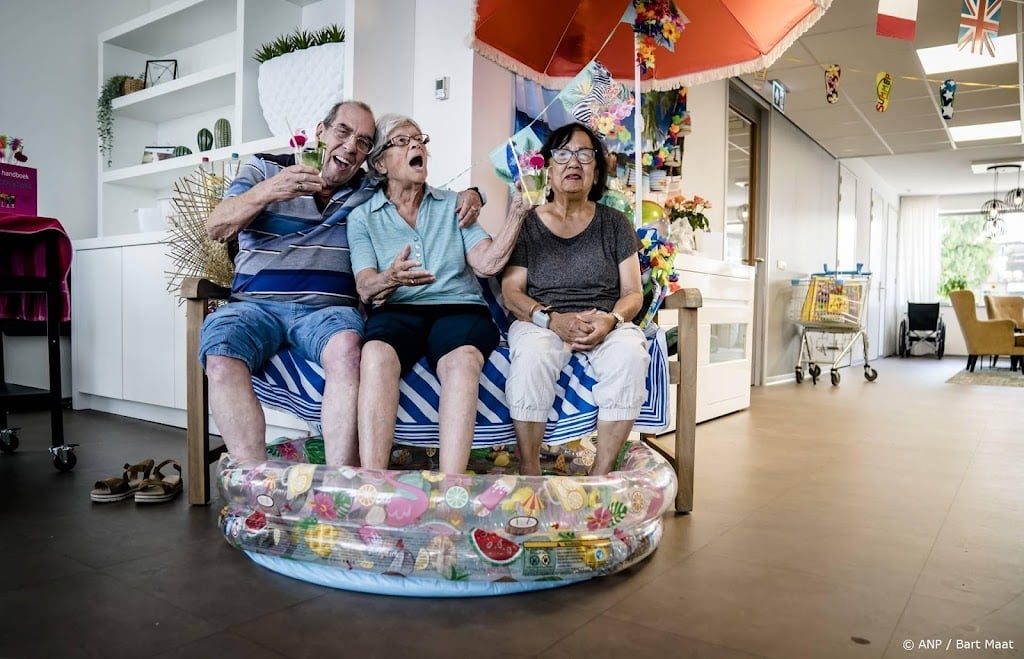 Deel van Nederlanders bezorgd om leefcomfort door hitte en buien
