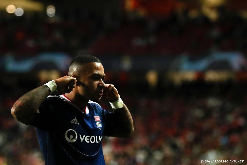 Lyon gaat met fitte Memphis voor eerste prijs in 8 jaar