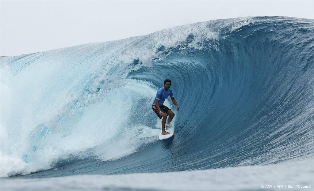 Surfwedstrijden op Tahiti uitgesteld vanwege slecht weer