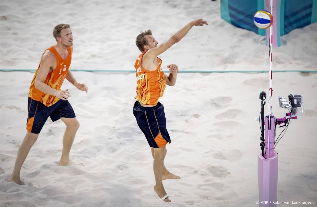 Beachvolleyballers Boermans en De Groot naar achtste finales
