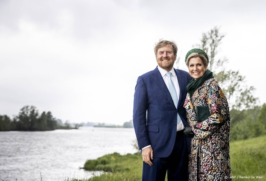 Koning en koningin brengen streekbezoek aan Salland