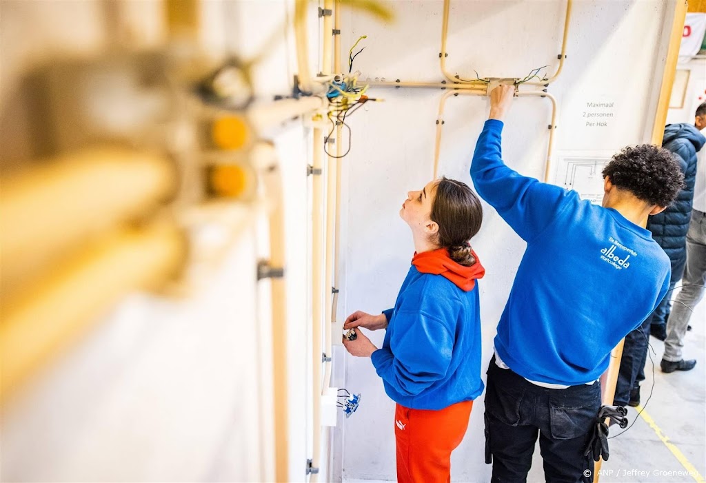 SER vraagt Kamer door te gaan met arbeidsmarkt- en klimaatplannen