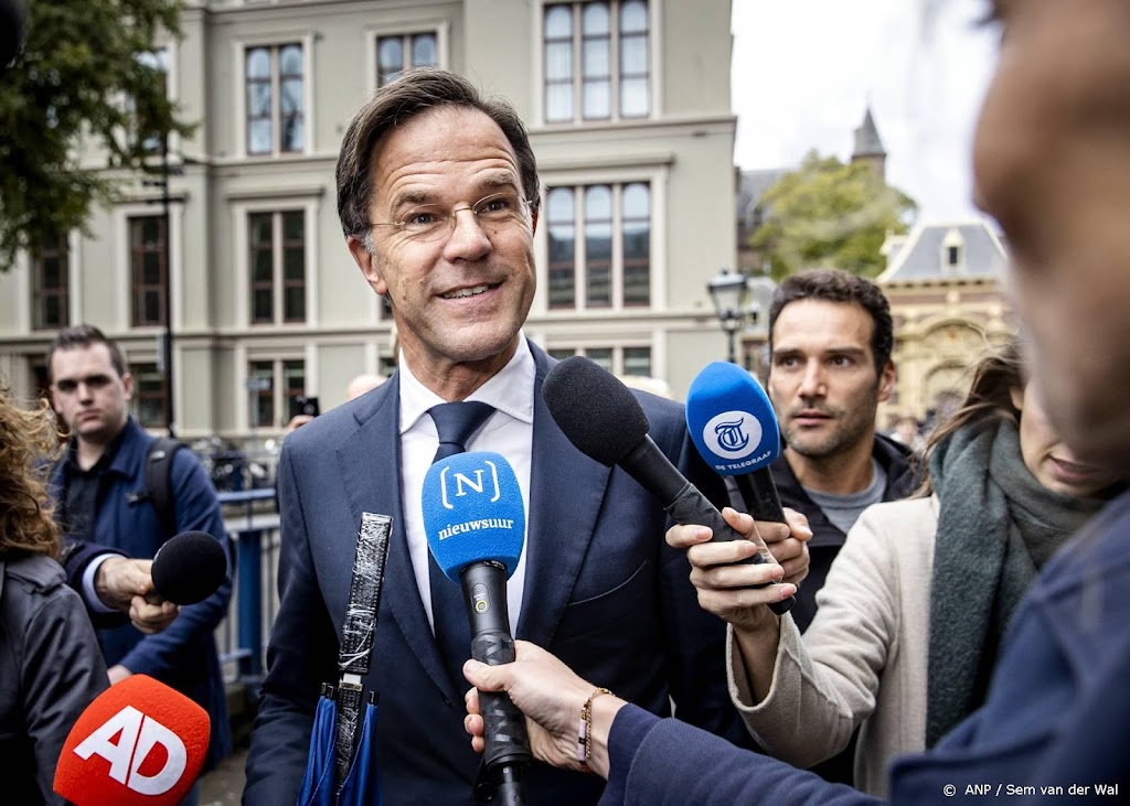 Rutte wil met dezelfde partijen 'echt een nieuwe start' maken