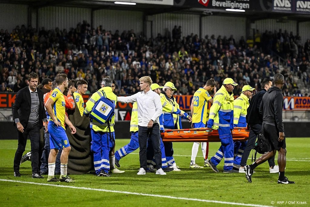 RKC - Ajax definitief gestaakt na zwaar letsel Vaessen