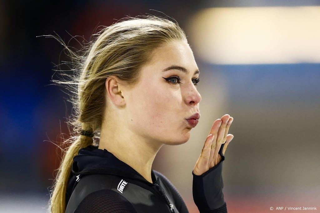 Schaatsster Leerdam wint bij NK Afstanden eerste 500 meter
