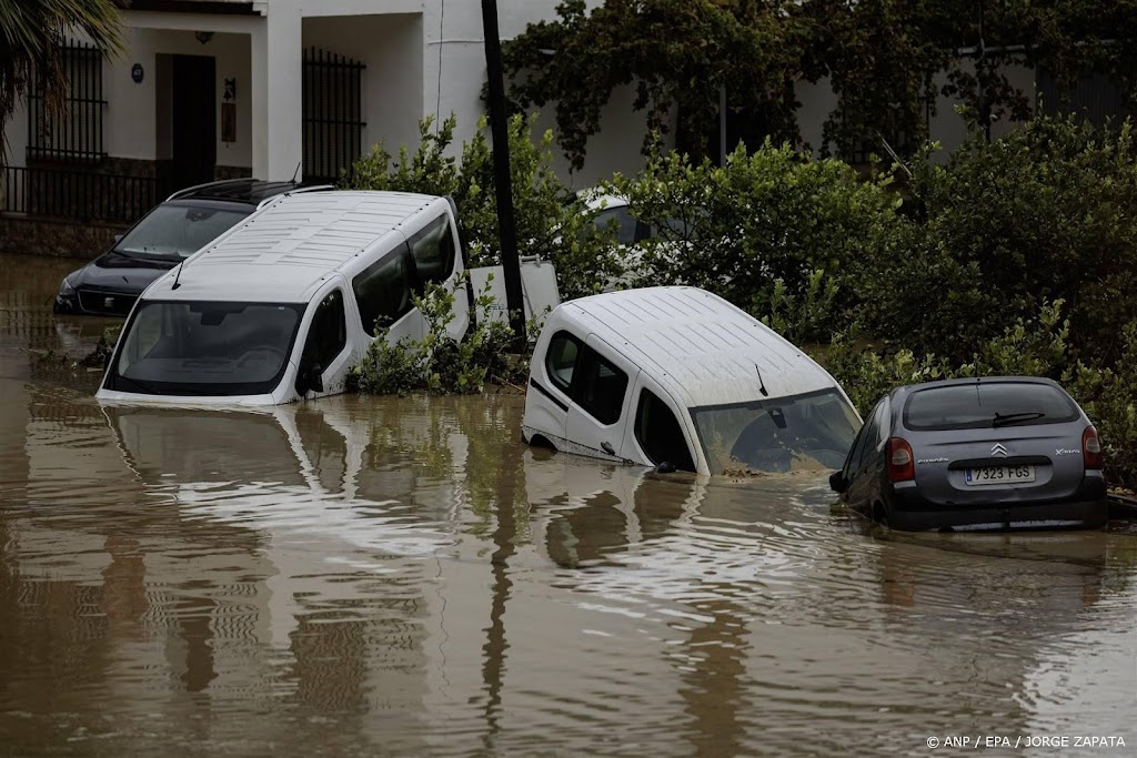 Meer dan tien doden door noodweer rond Valencia