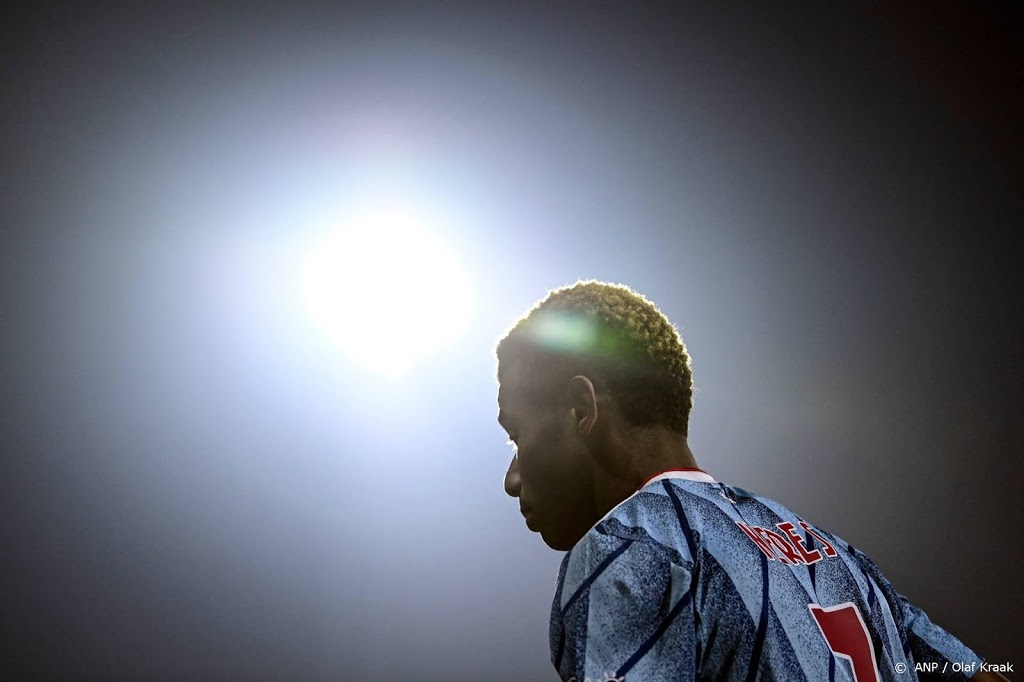Ajax met nagenoeg fitte selectie tegen Liverpool