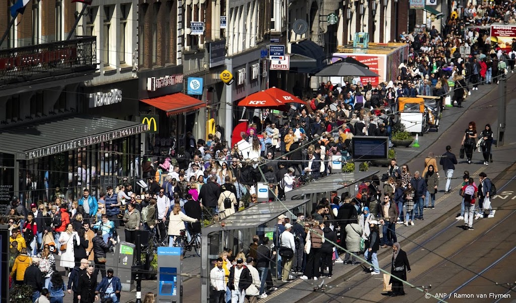 Maatregelen Amsterdam om groei en overlast toerisme te beperken
