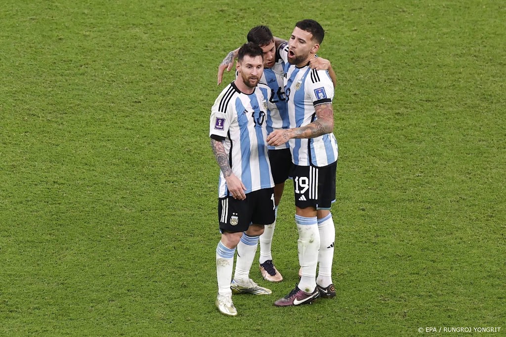 Messi en Lewandowski aan de aftrap voor beslissend duel