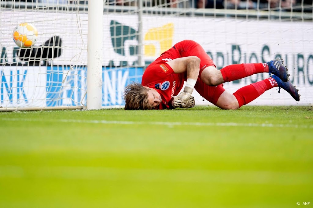 PEC Zwolle haalt doelman Bertrams als vervanger Zetterer