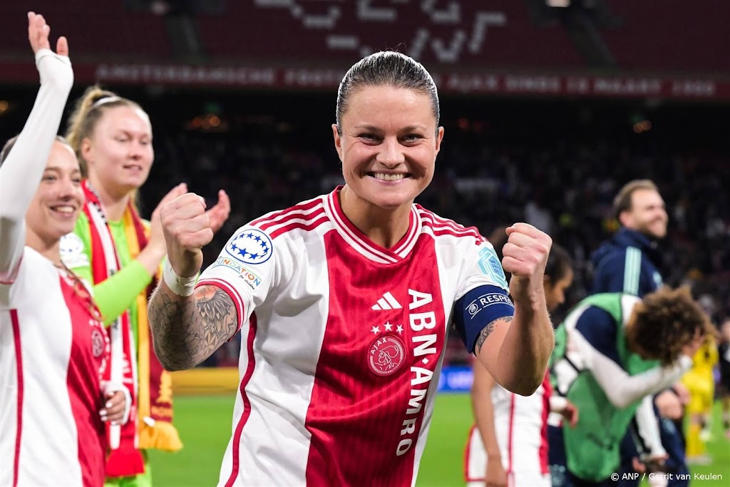 Emotionele Ajacied Spitse ziet harde werken beloond worden in CL