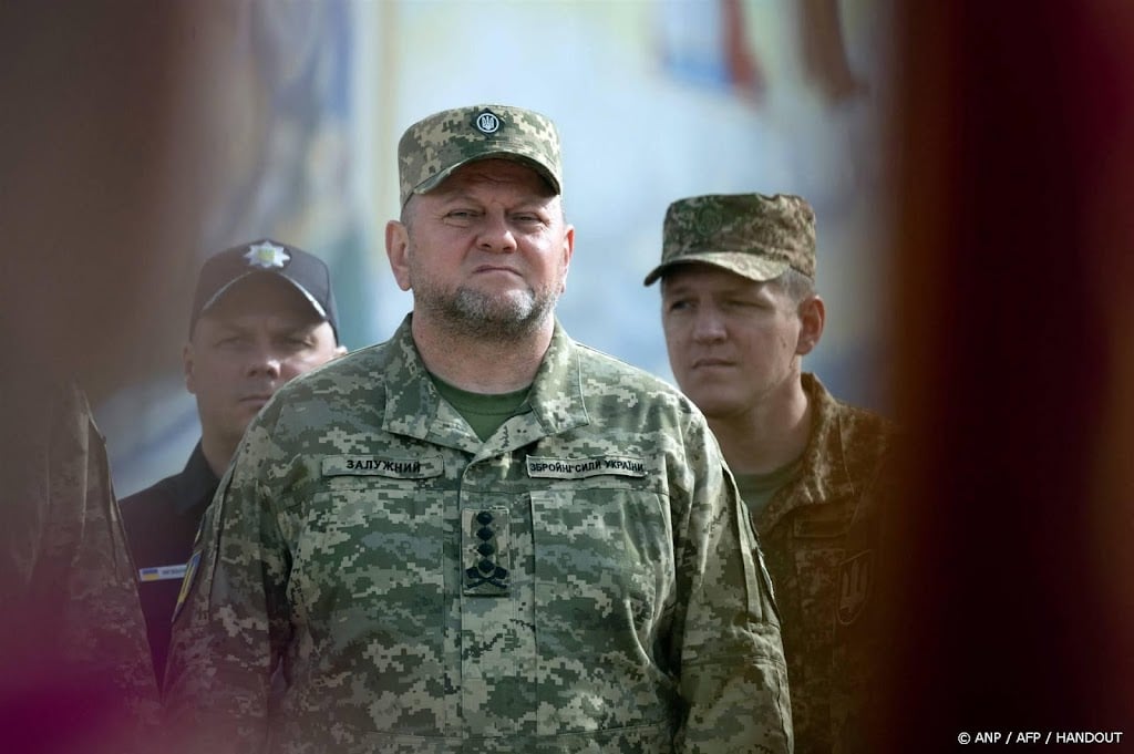 Kremlin volgt onrust rond Zelensky en legerleider