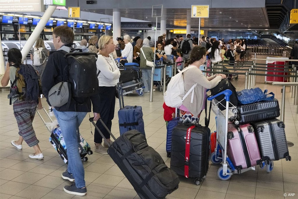 Wereldwijde vraag naar vliegreizen bijna terug op pre-coronaniveau