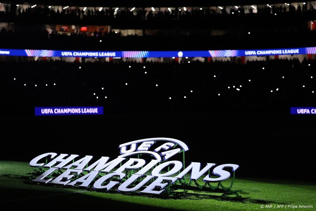 Feyenoord treft AC Milan in tussenronde Champions League