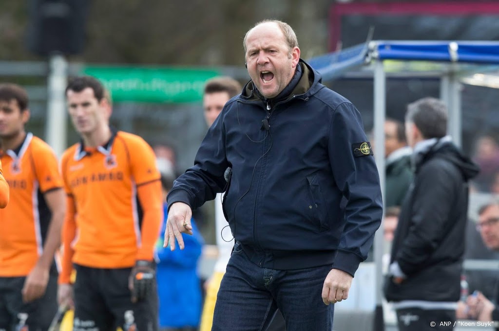 Hockeycoach Van den Heuvel moet nog even geduld hebben in België